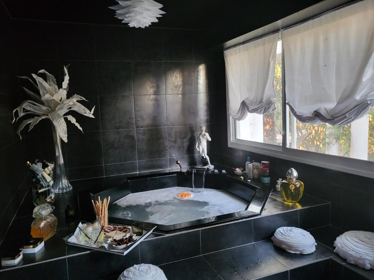 Villa Petra Bianca Suite & Chambre A 10Mn A Pied Du Port De Bonifacio Bonifacio  Kültér fotó